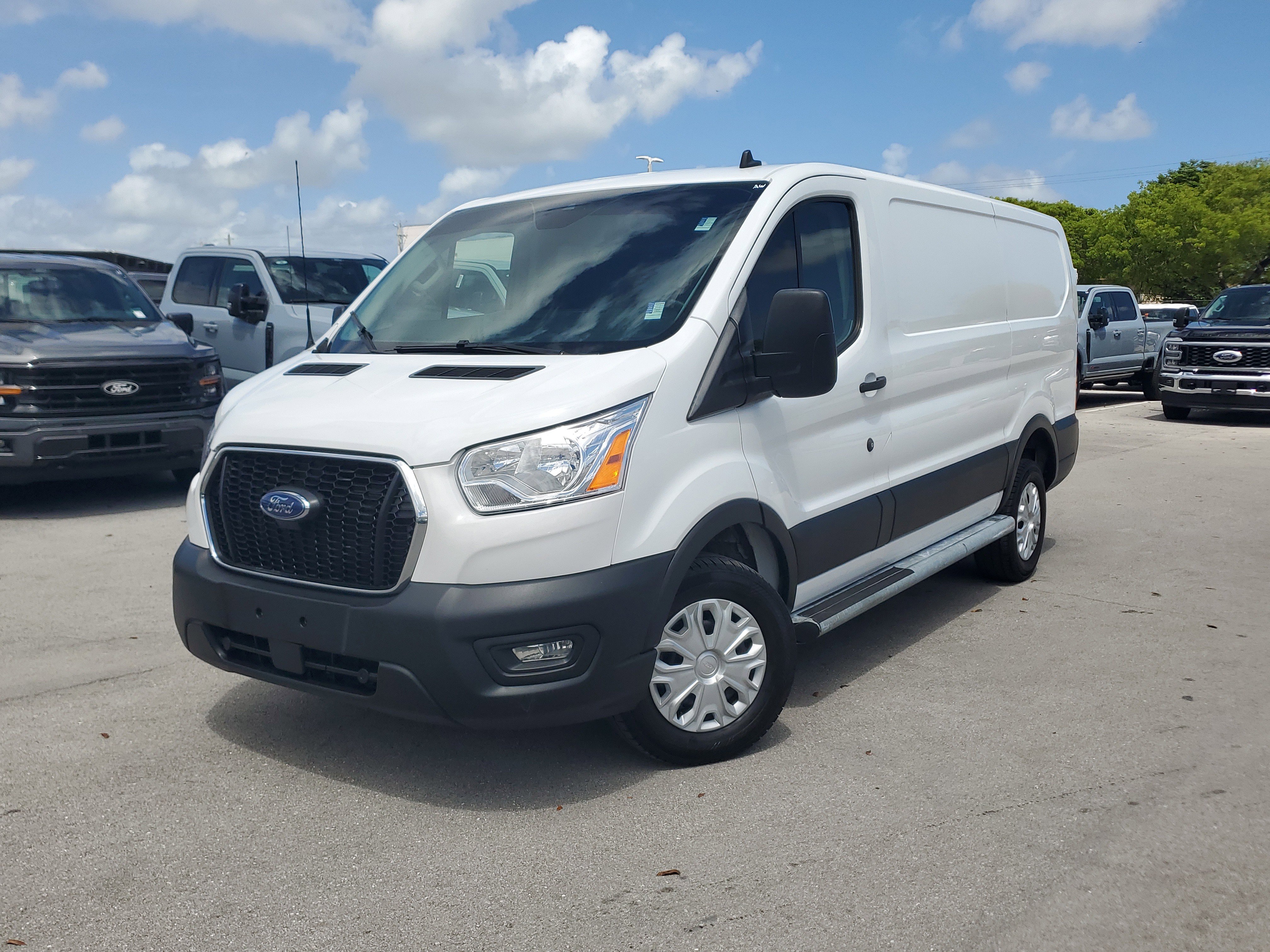 Used 2022 Ford Transit 250 Low Roof w/ Exterior Upgrade Package image 1
