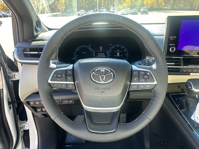New 2026 Toyota Sienna Platinum AWD/4WD image 32