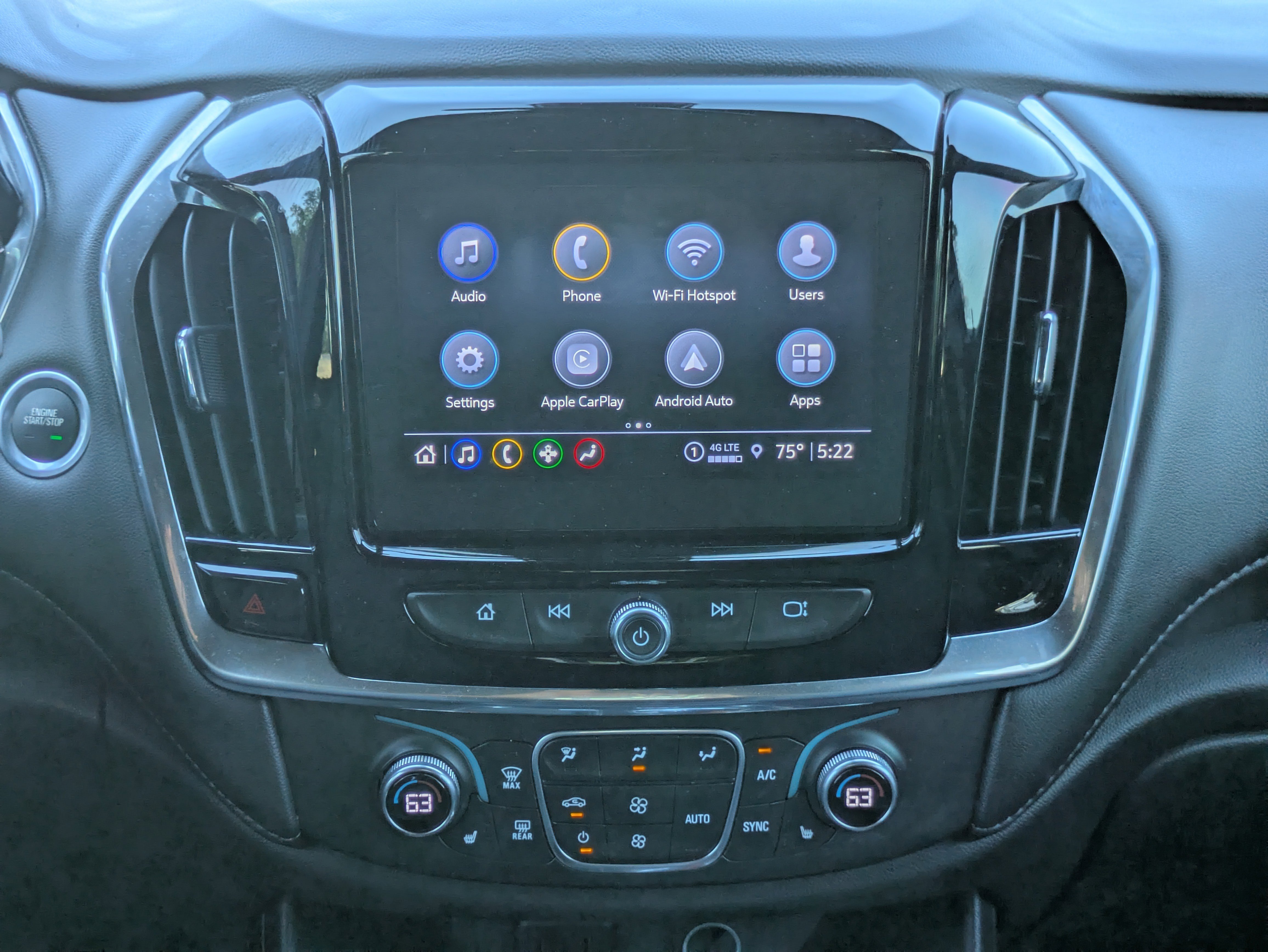 Used 2023 Chevrolet Traverse LT FWD image 5