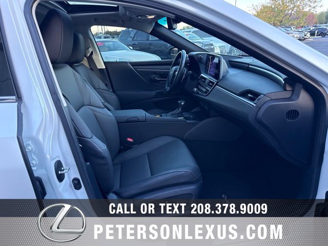 Used 2025 Lexus ES 350 w/ Premium Package FWD image 13