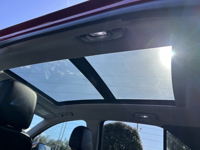 Used 2018 Chevrolet Equinox Premier image 17