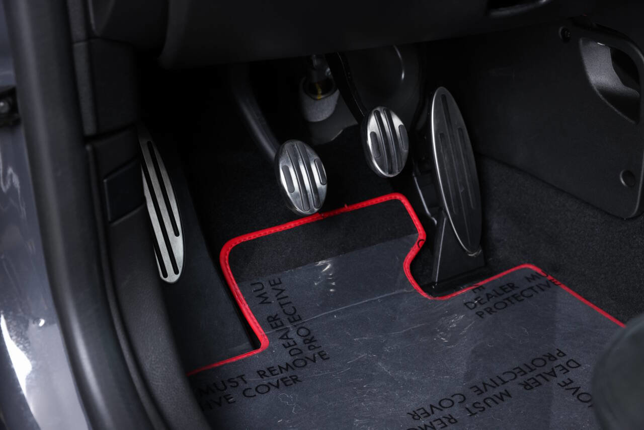 Used 2013 MINI Cooper John Cooper Works image 64