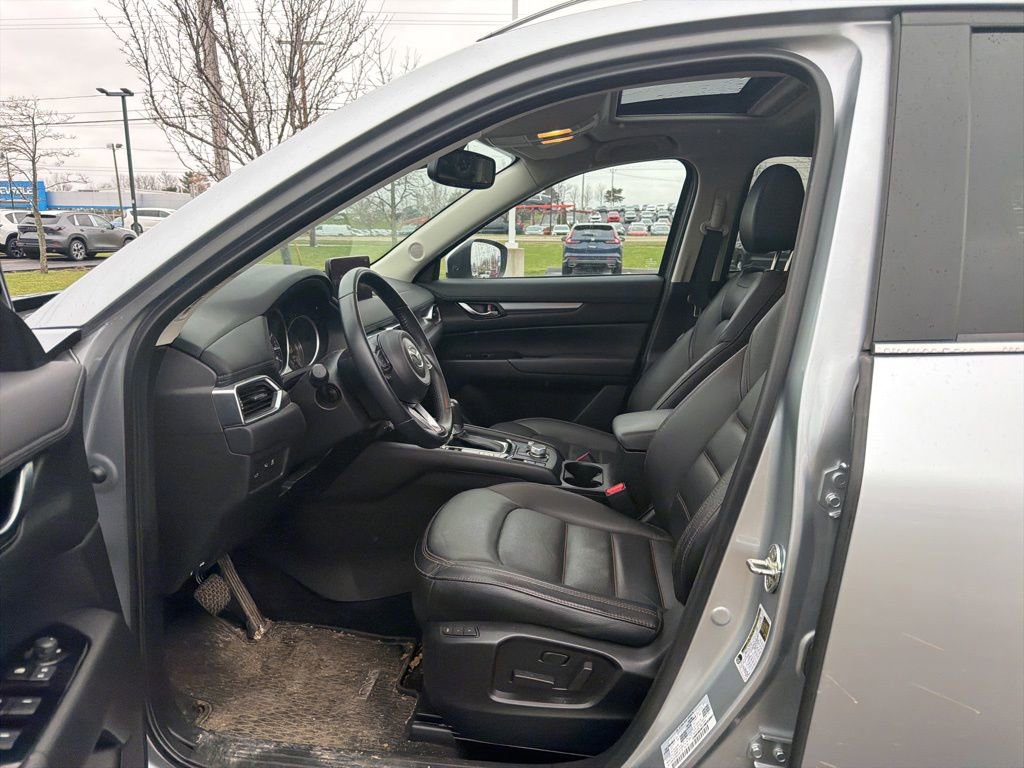 Certified 2023 MAZDA CX-5 AWD 2.5 S image 2