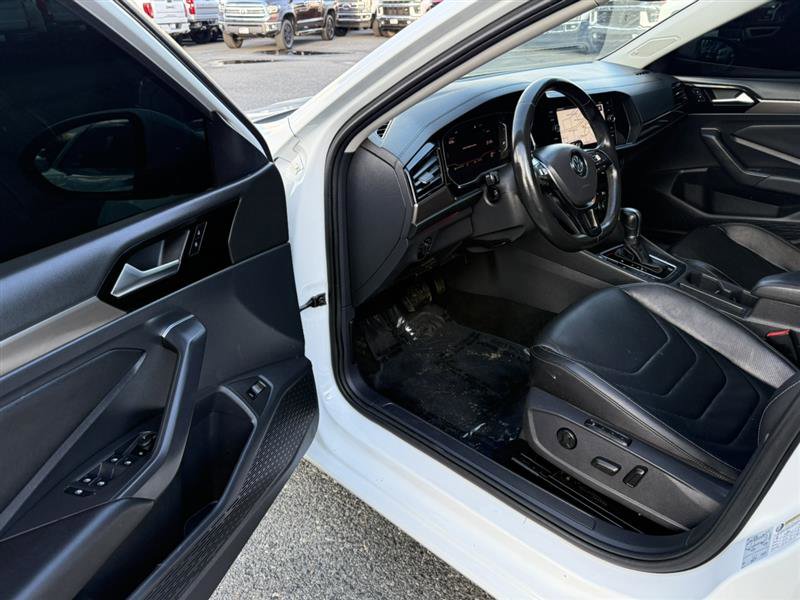 Used 2019 Volkswagen Jetta SEL Premium FWD image 29