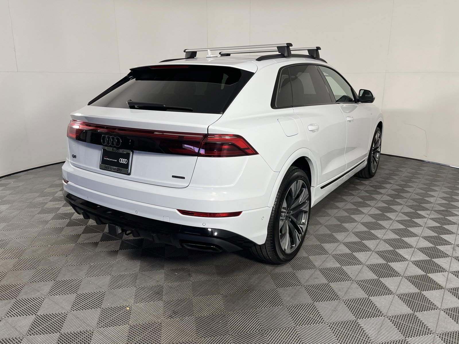 Certified 2025 Audi Q8 Premium Plus w/ Premium Plus Package image 8