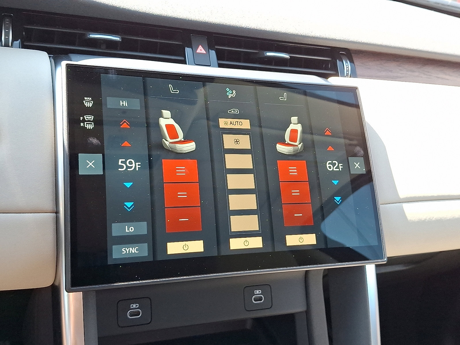 Certified 2025 Land Rover Discovery Sport S image 18