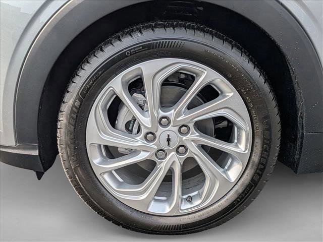 New 2027 Chevrolet Bolt LT w/ Comfort Package image 9