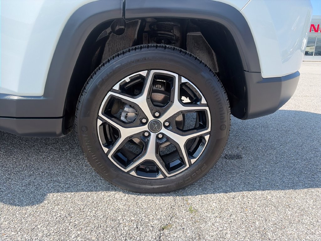 Used 2025 Jeep Compass Limited AWD/4WD image 42