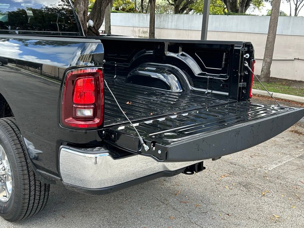 New 2025 RAM 2500 Big Horn image 30