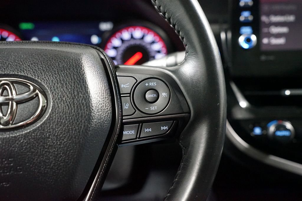 Used 2022 Toyota Camry XSE image 13