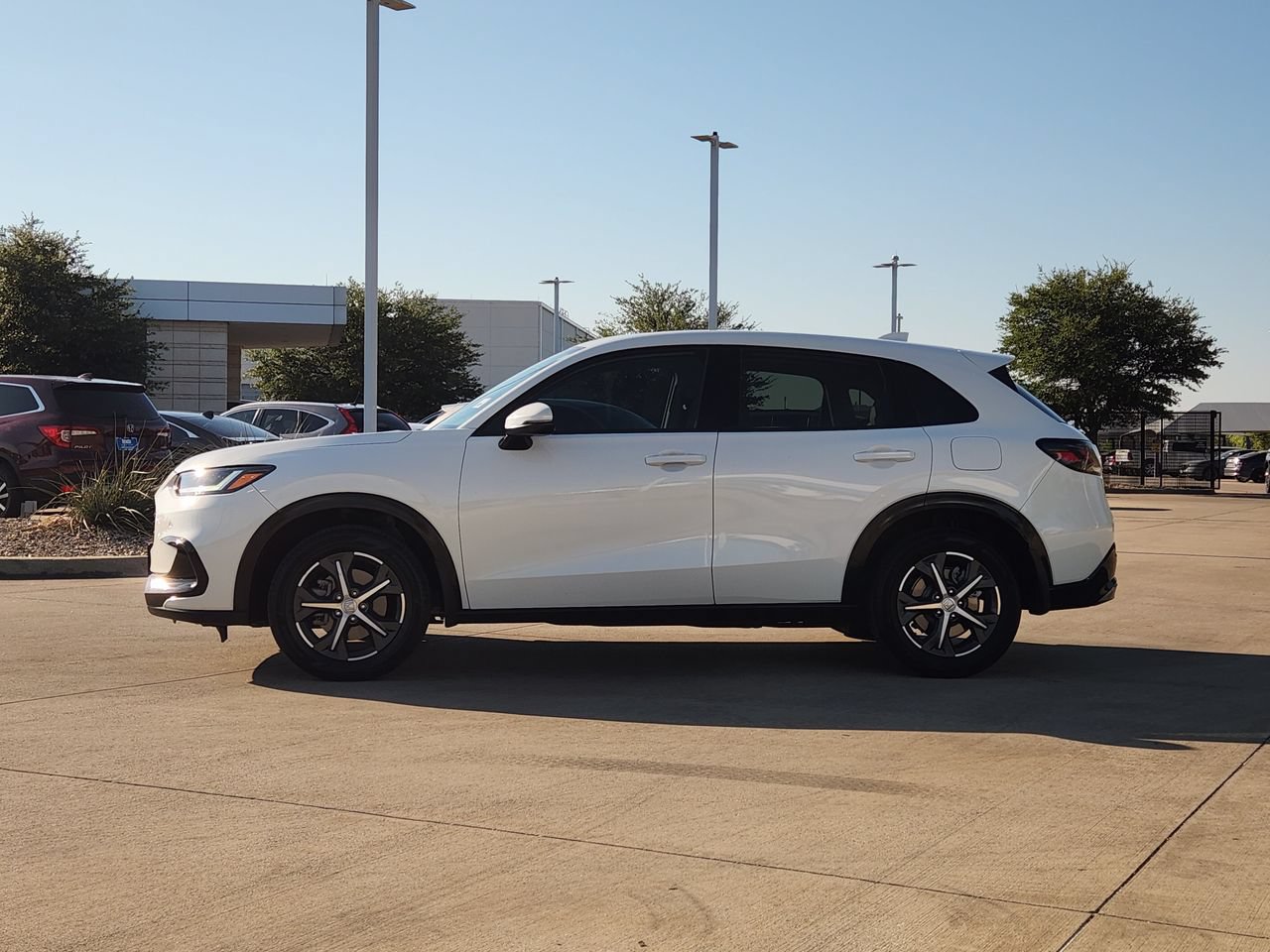 Certified 2024 Honda HR-V EX-L image 4