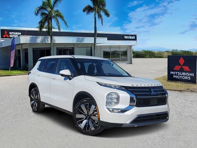 New 2026 Mitsubishi Outlander SE FWD image 1