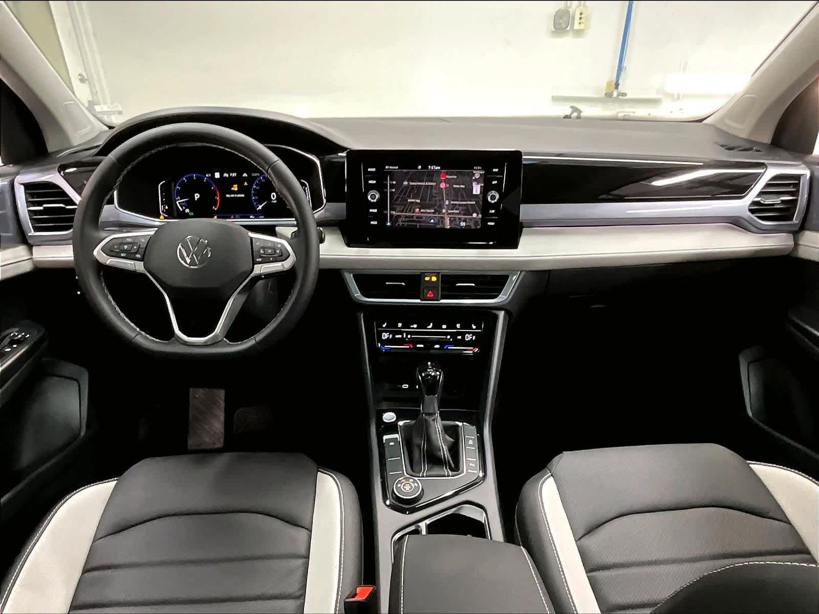 New 2026 Volkswagen Taos SEL AWD/4WD image 5
