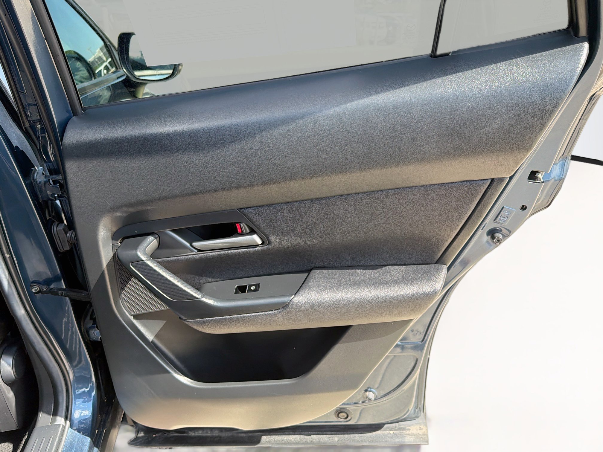 Used 2025 MAZDA CX-50 AWD 2.5 S w/ Preferred Package image 32