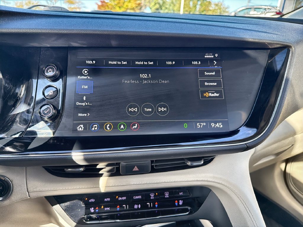 Used 2022 Buick Envision Avenir w/ Technology Package II FWD image 12