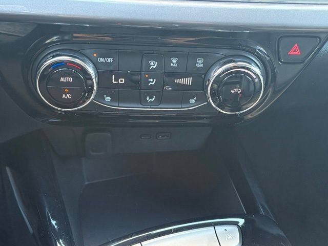 Used 2025 Chevrolet Trax ACTIV w/ Driver Confidence Package FWD image 20