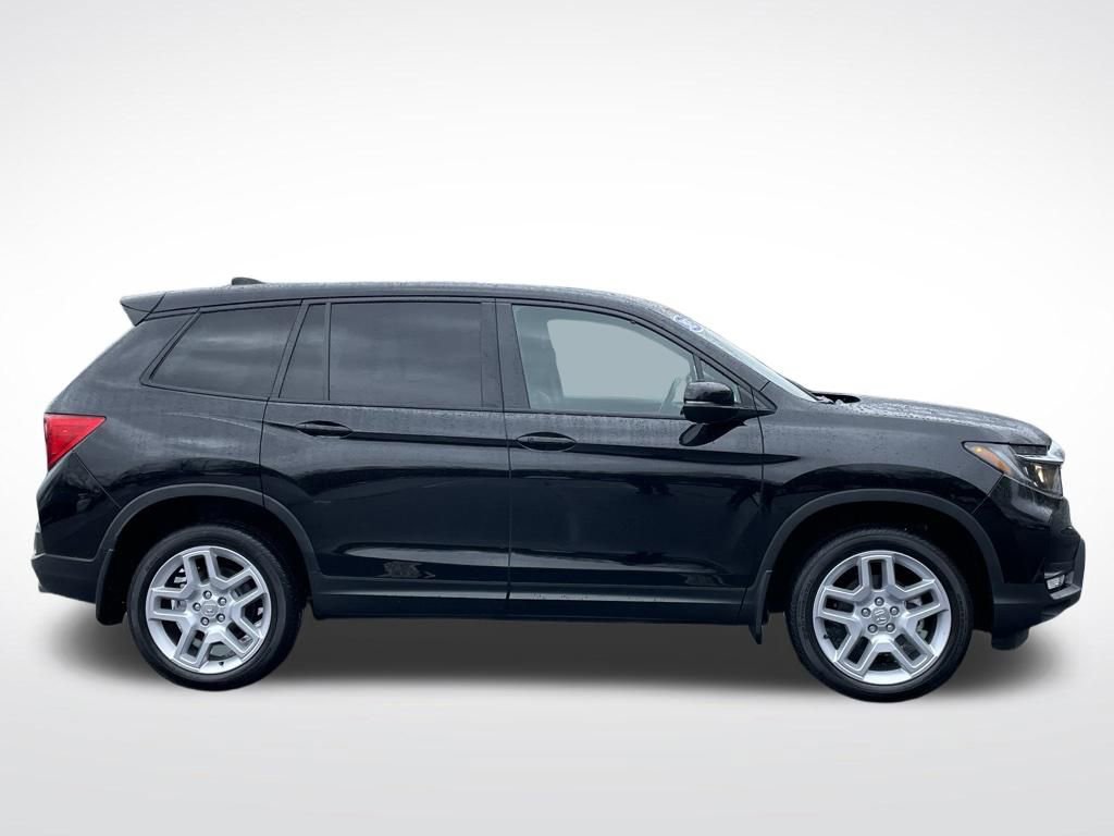 Certified 2025 Honda Passport EX-L image 7