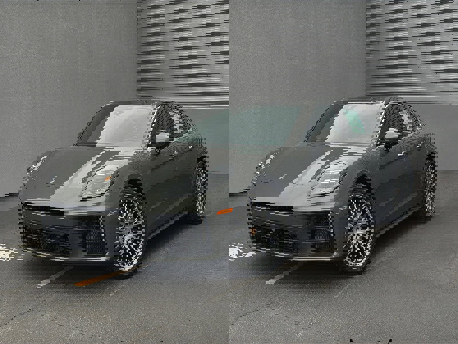 New 2026 Porsche Panamera 4