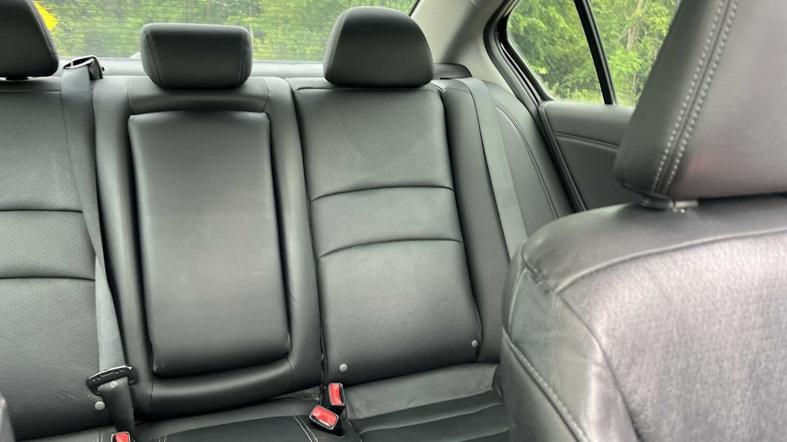 Used 2017 Honda Accord EX-L image 34