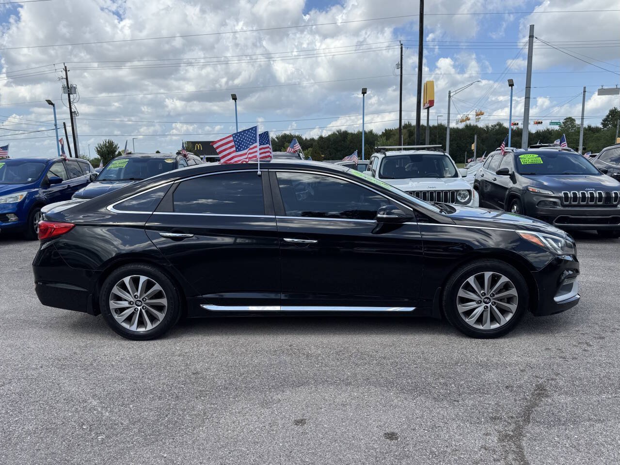 Used 2015 Hyundai Sonata Sport w/ Option Group 03 FWD image 5