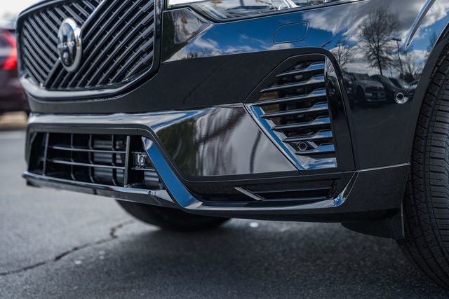 New 2026 Volvo XC60 T8 Plus w/ Protection Package Premier image 14