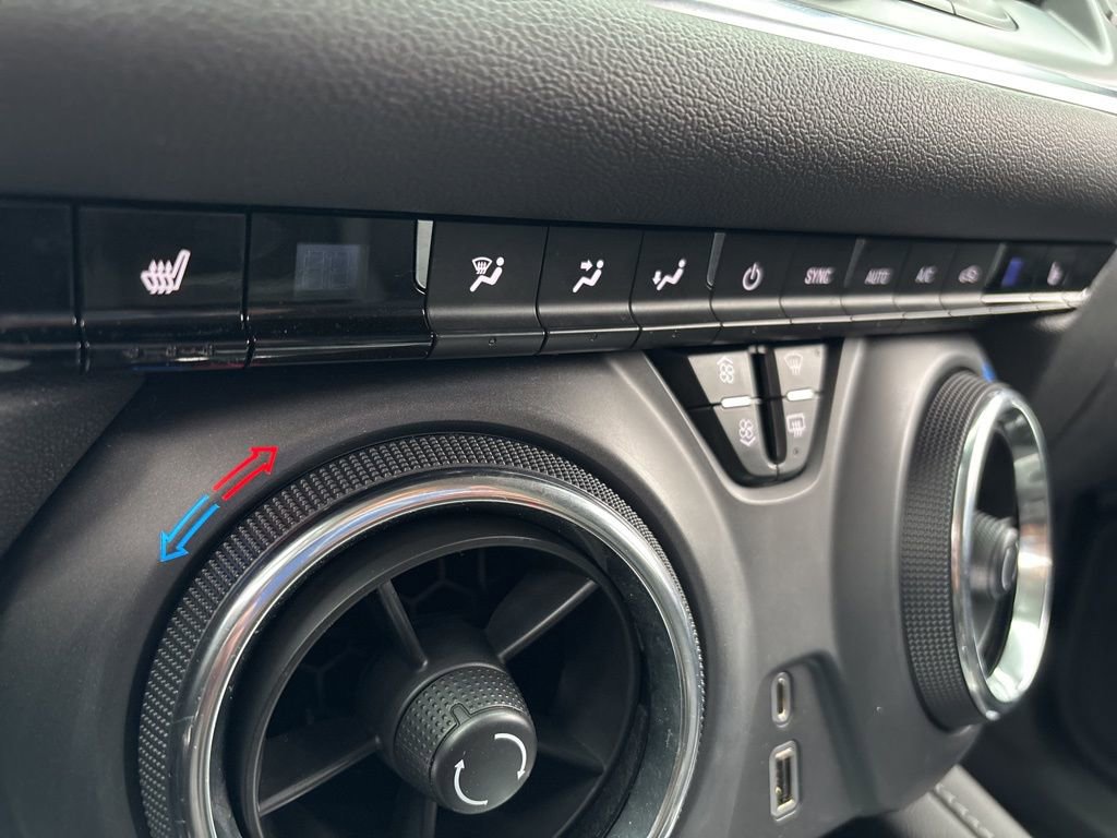 Used 2023 Chevrolet Blazer LT w/ Convenience Package image 33