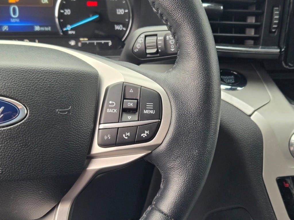 Certified 2023 Ford Explorer XLT w/ Equipment Group 202A image 33