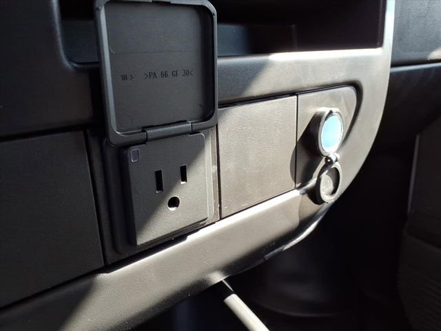 New 2025 GMC Savana 2500 w/ Enhanced Convenience Package RWD image 31