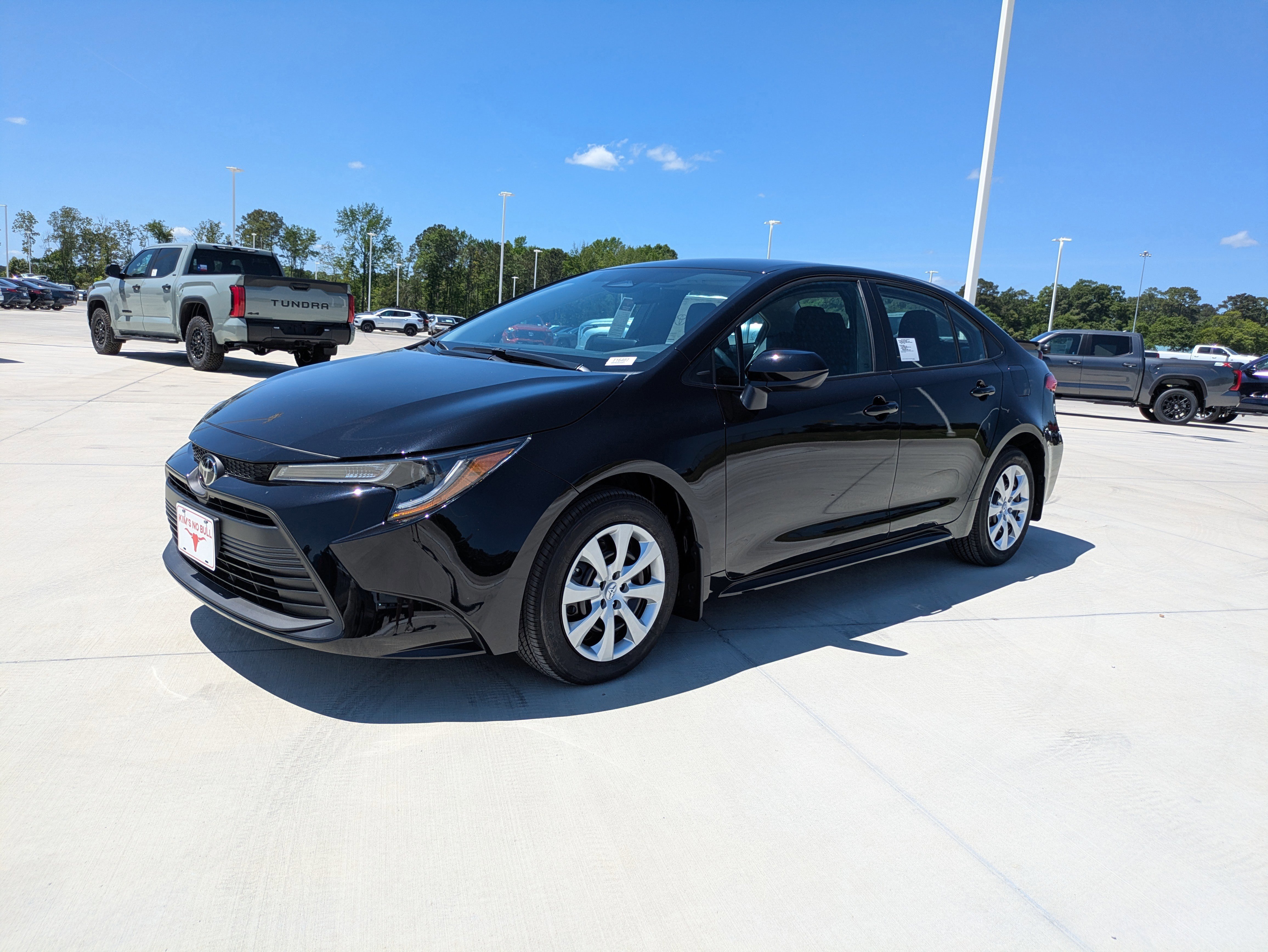 Certified 2026 Toyota Corolla LE FWD image 3