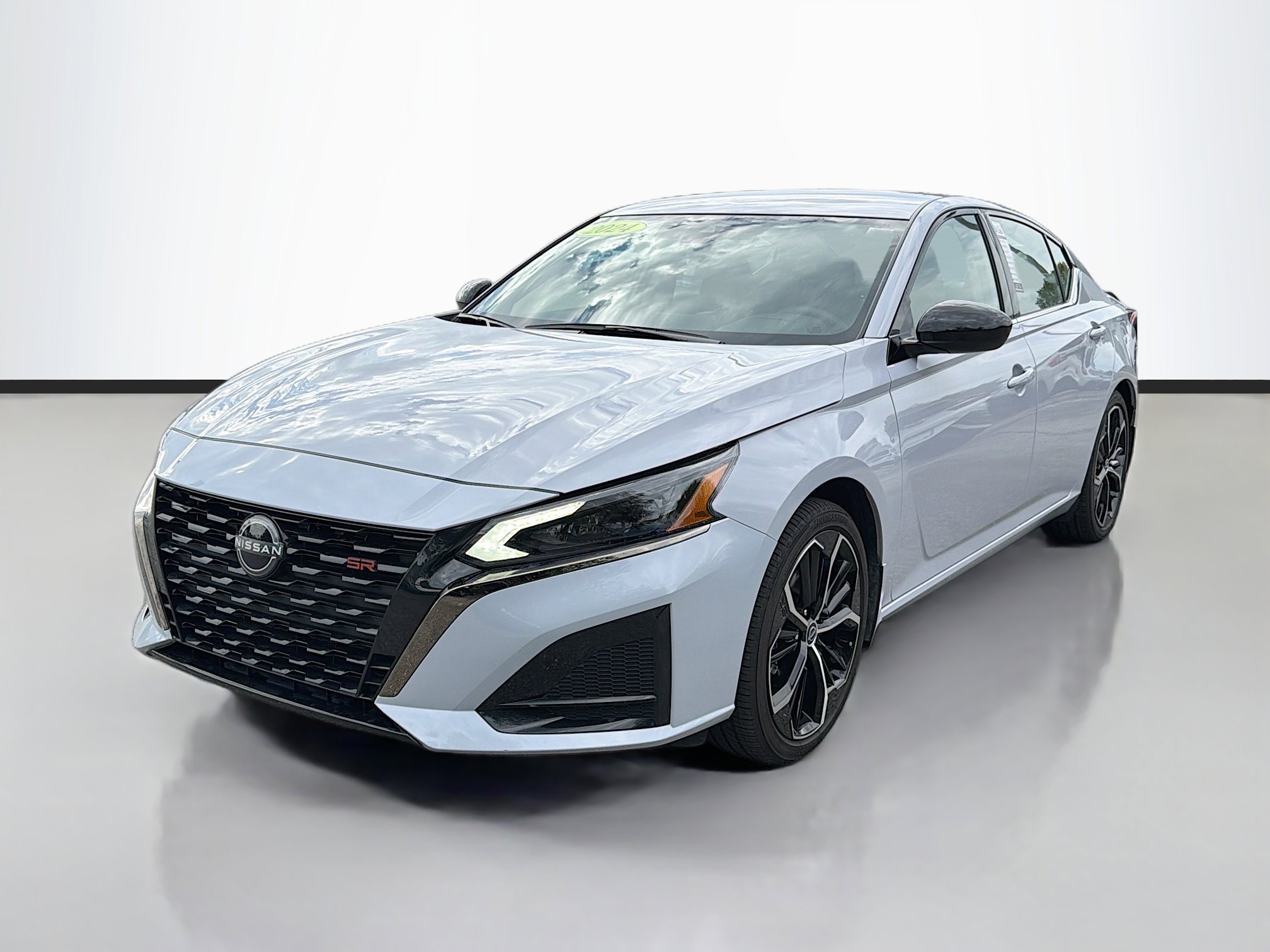 Used 2024 Nissan Altima 2.5 SR image 7