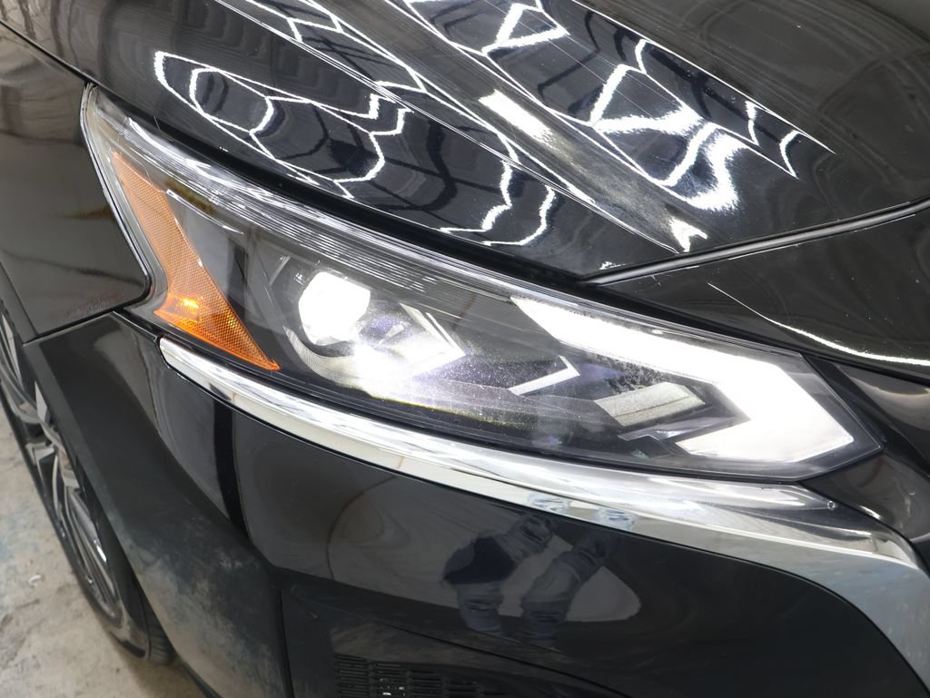 Used 2025 Nissan Altima 2.5 SV FWD image 26