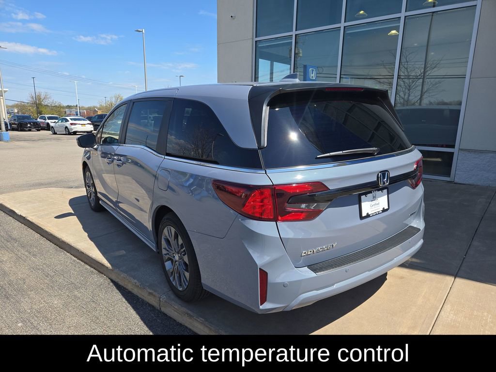Certified 2026 Honda Odyssey Touring image 5
