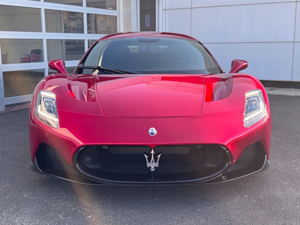 Used 2022 Maserati MC20 Coupe RWD image 8