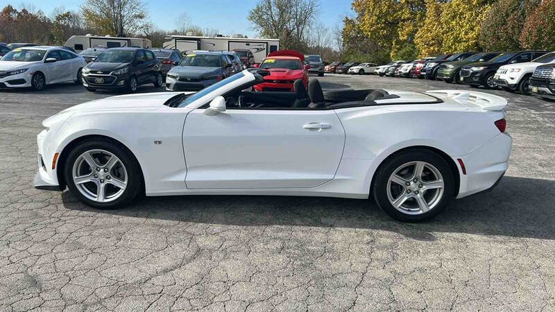 Used 2021 Chevrolet Camaro LT image 39