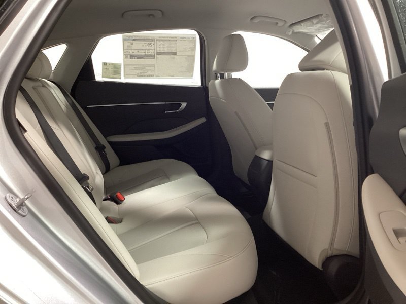 New 2026 Hyundai Sonata SEL FWD image 10