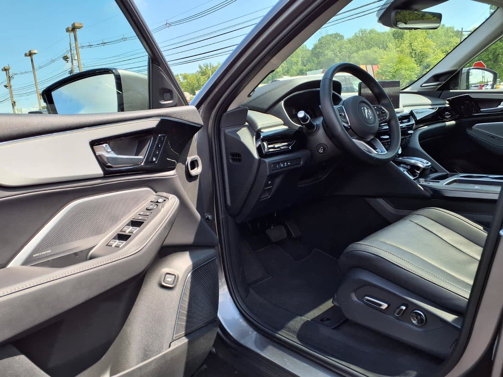 Certified 2026 Acura MDX w/ Technology Package AWD/4WD image 21