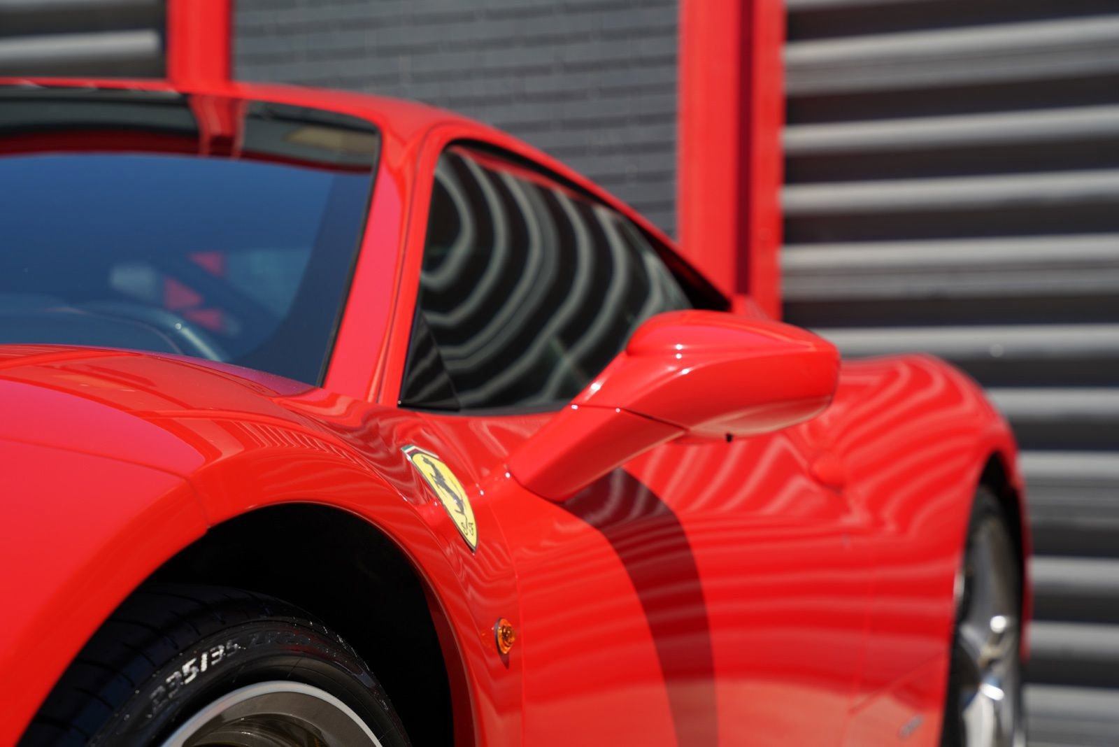 Used 2014 Ferrari 458 Italia Coupe image 5