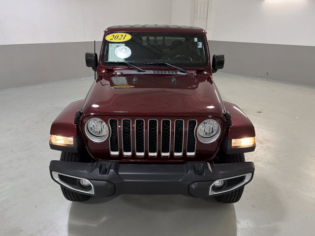Used 2021 Jeep Gladiator Overland AWD/4WD image 3