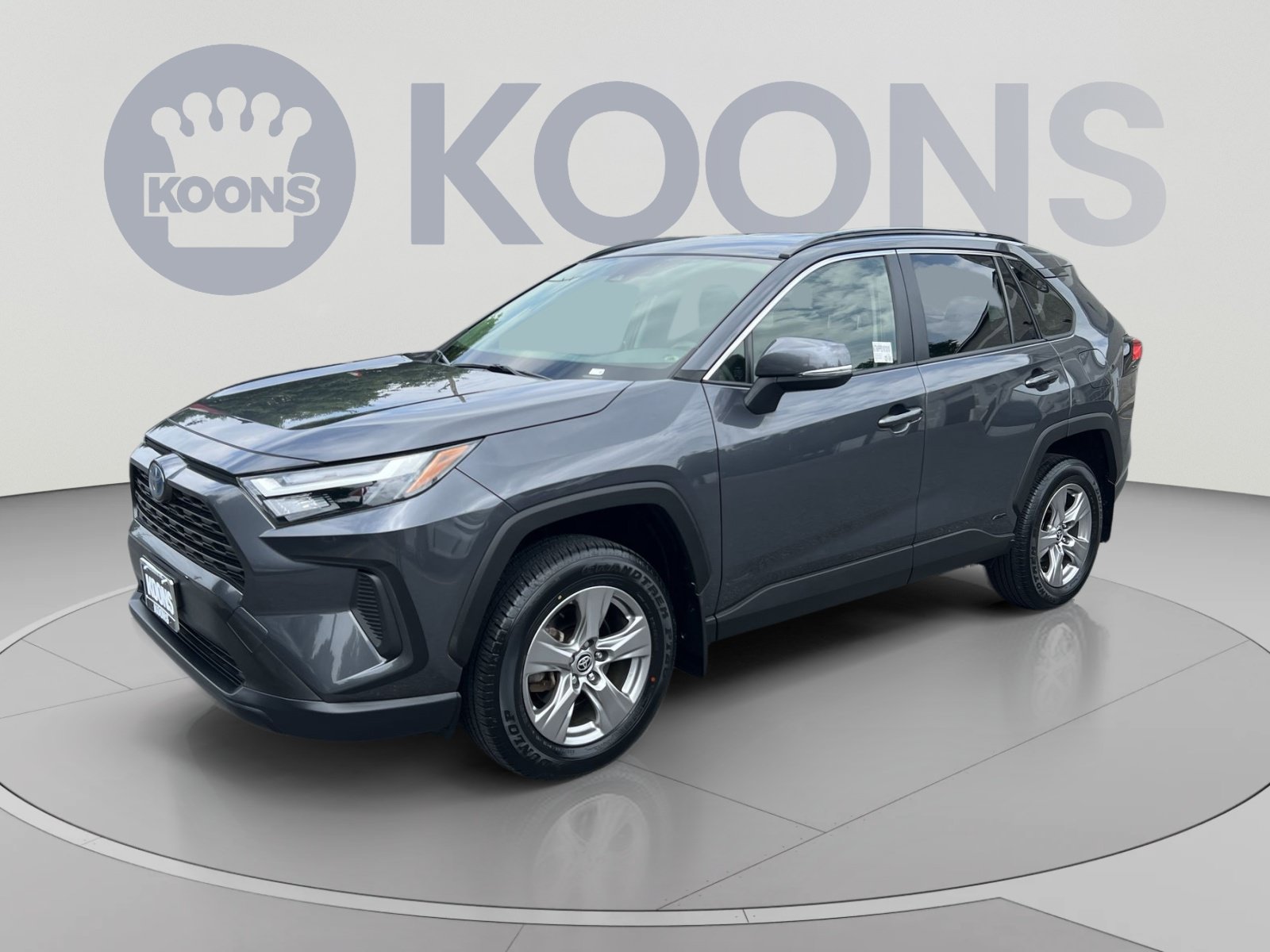 Used 2023 Toyota RAV4 LE AWD/4WD image 1