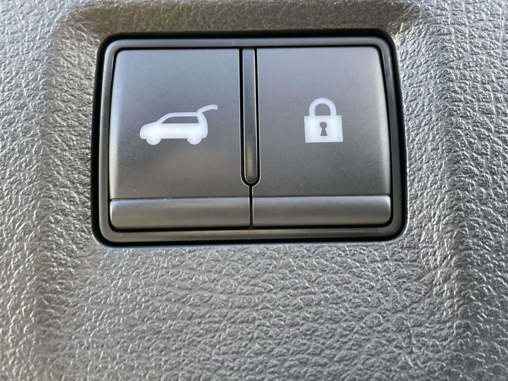 Used 2025 INFINITI QX60 Luxe image 11