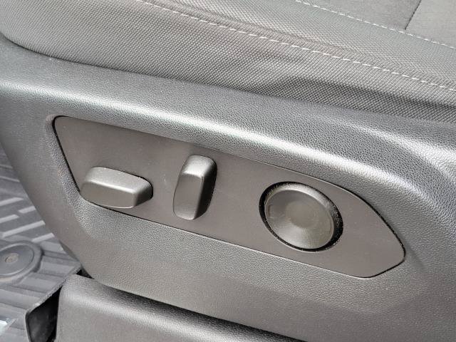 Used 2023 Chevrolet Silverado 1500 RST AWD/4WD image 9