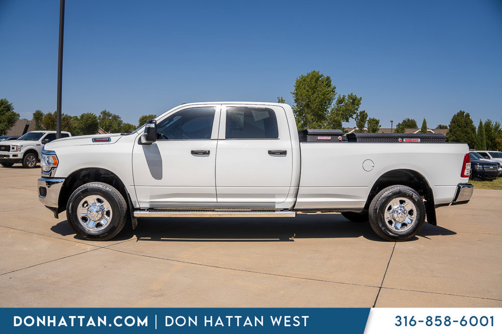 Used 2024 RAM 3500 Tradesman w/ Chrome Appearance Group AWD/4WD image 2