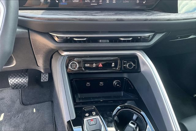 Used 2025 Audi Q5 Premium Plus w/ Premium Plus AWD/4WD image 26