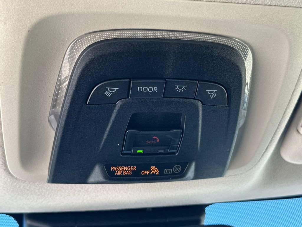 Used 2023 Toyota Corolla LE w/ Carpet Mat Package (TMS) image 28