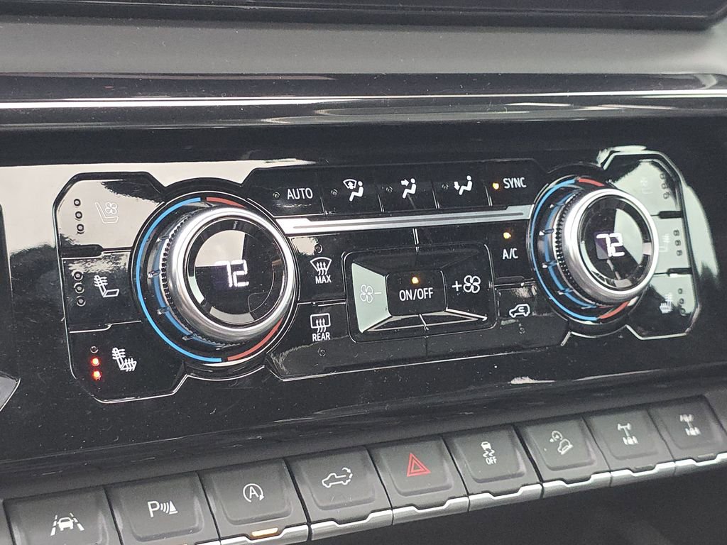 Used 2022 GMC Sierra 1500 AT4X image 34