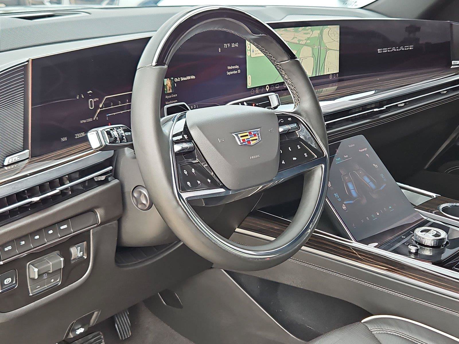 Certified 2026 Cadillac Escalade Luxury AWD/4WD image 10
