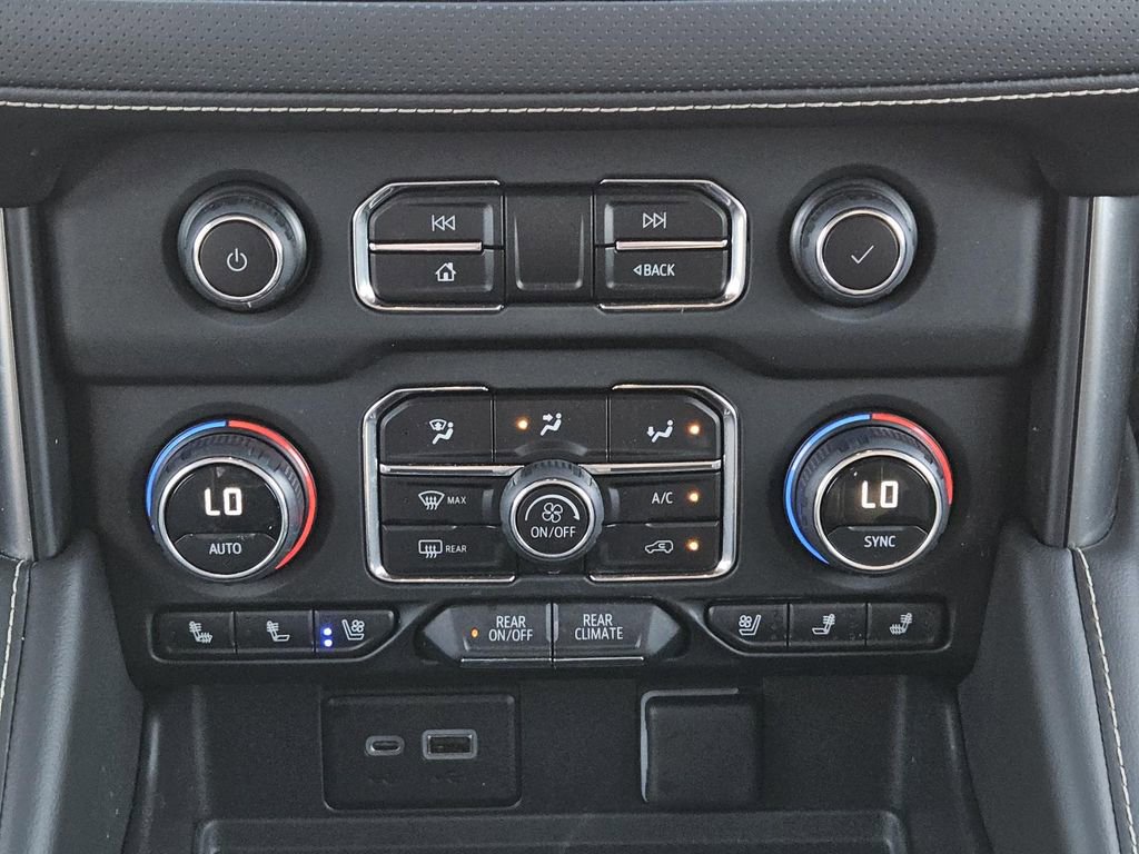 Used 2023 Chevrolet Tahoe Premier image 16