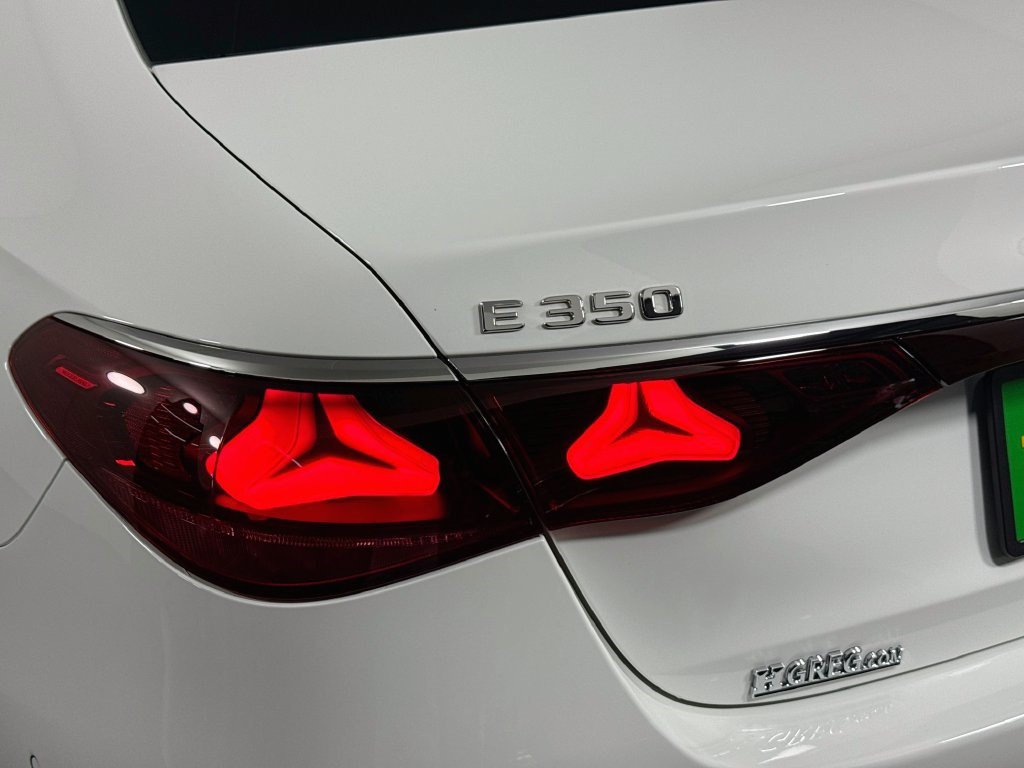 Used 2026 Mercedes-Benz E 350 Sedan image 34