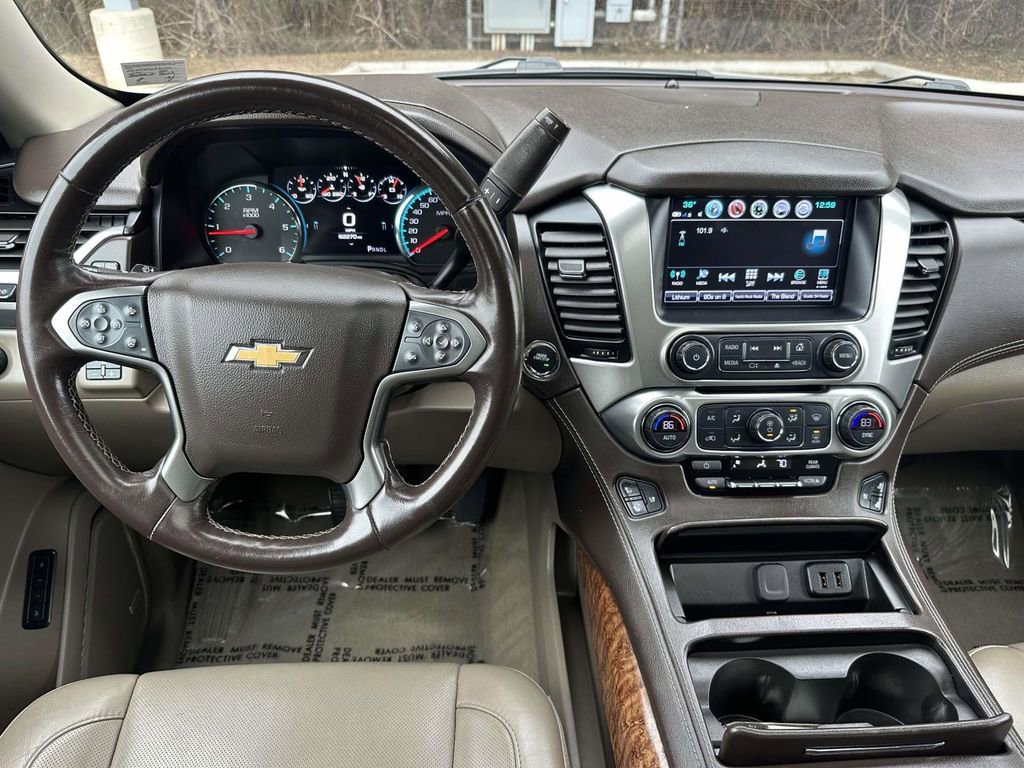 Used 2020 Chevrolet Suburban Premier w/ Premier 6.2L Value Package image 16