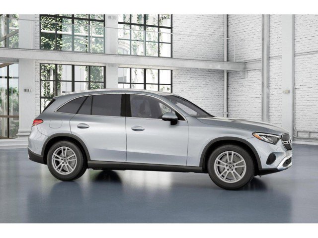 Certified 2024 Mercedes-Benz GLC 300 image 33